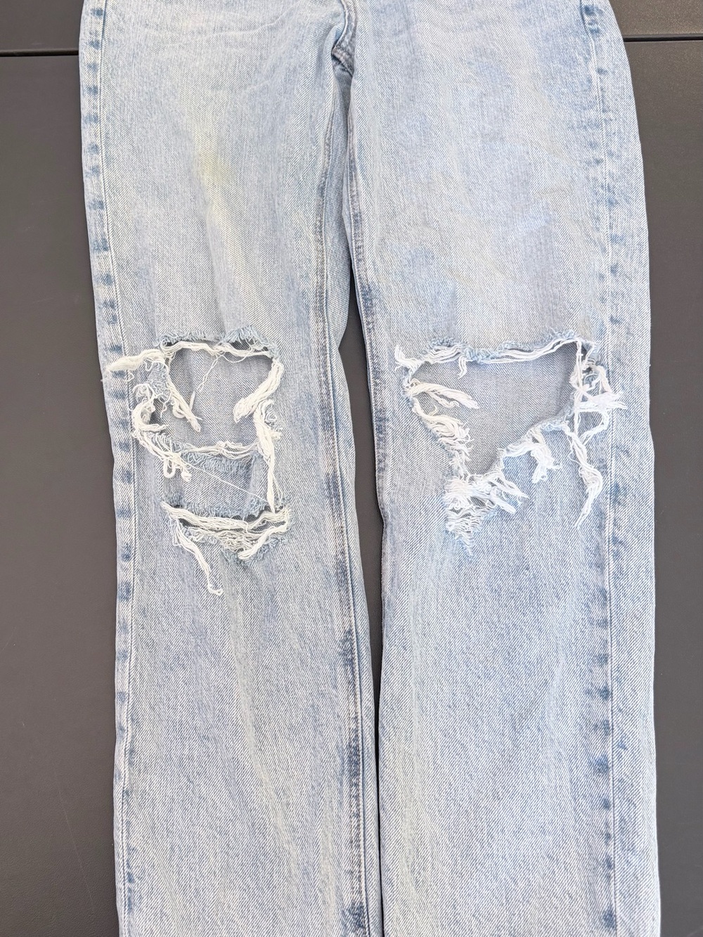American Eagle Outfitters Light Blue Distressed Women's Jeans
